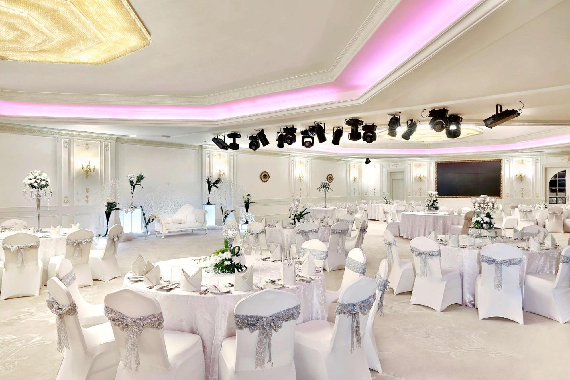 Hotel Hilton Corniche